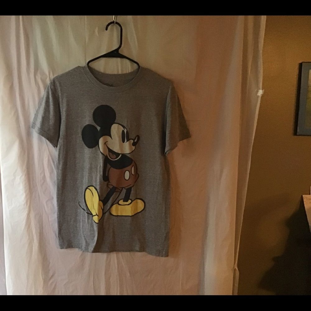 Women’s shirt